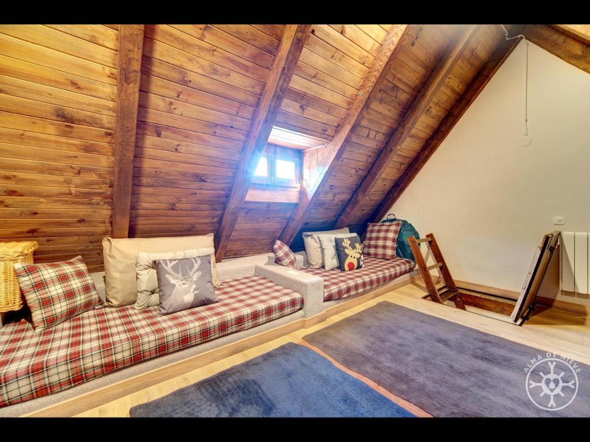 Casa Marmota De Alma De Nieve Villa บาเกย์รา-เบเรต ภายนอก รูปภาพ