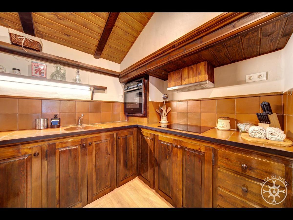 Casa Marmota De Alma De Nieve Villa บาเกย์รา-เบเรต ภายนอก รูปภาพ