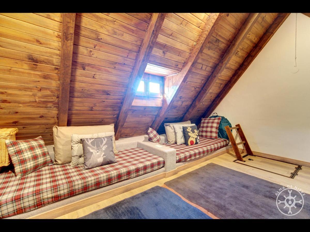 Casa Marmota De Alma De Nieve Villa บาเกย์รา-เบเรต ภายนอก รูปภาพ