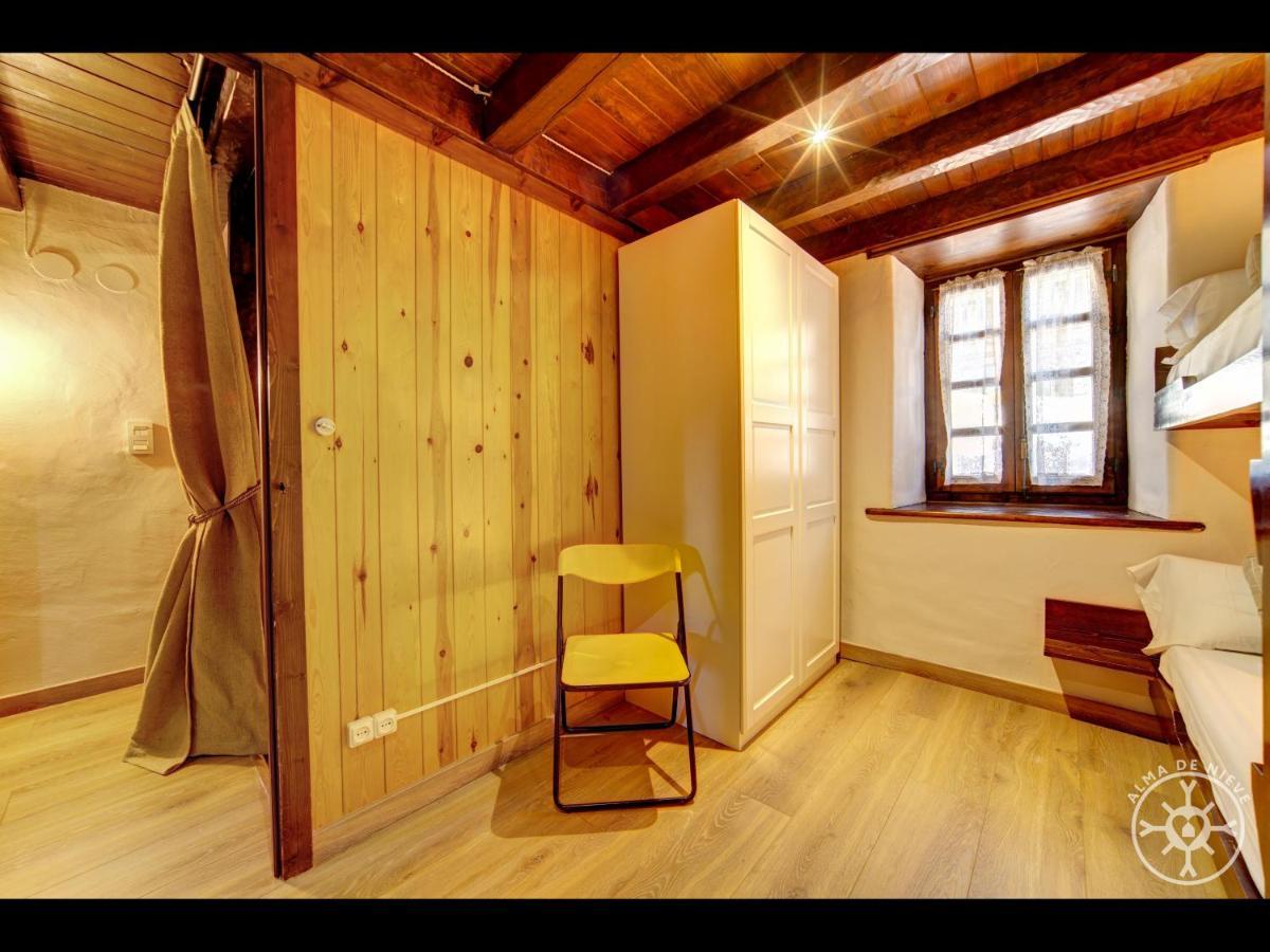 Casa Marmota De Alma De Nieve Villa บาเกย์รา-เบเรต ภายนอก รูปภาพ